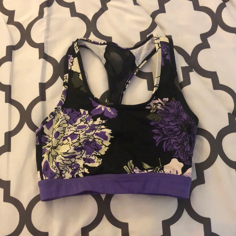 S Excellent Condition LuLaRoe Purple and Black floral Sports Bra
